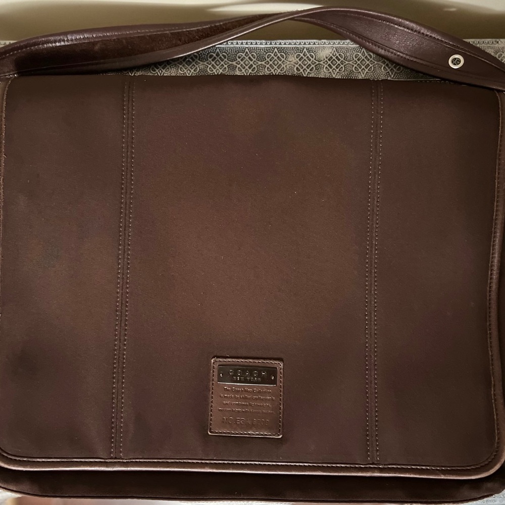 Vintage Brown Coach Neo Messenger Bag